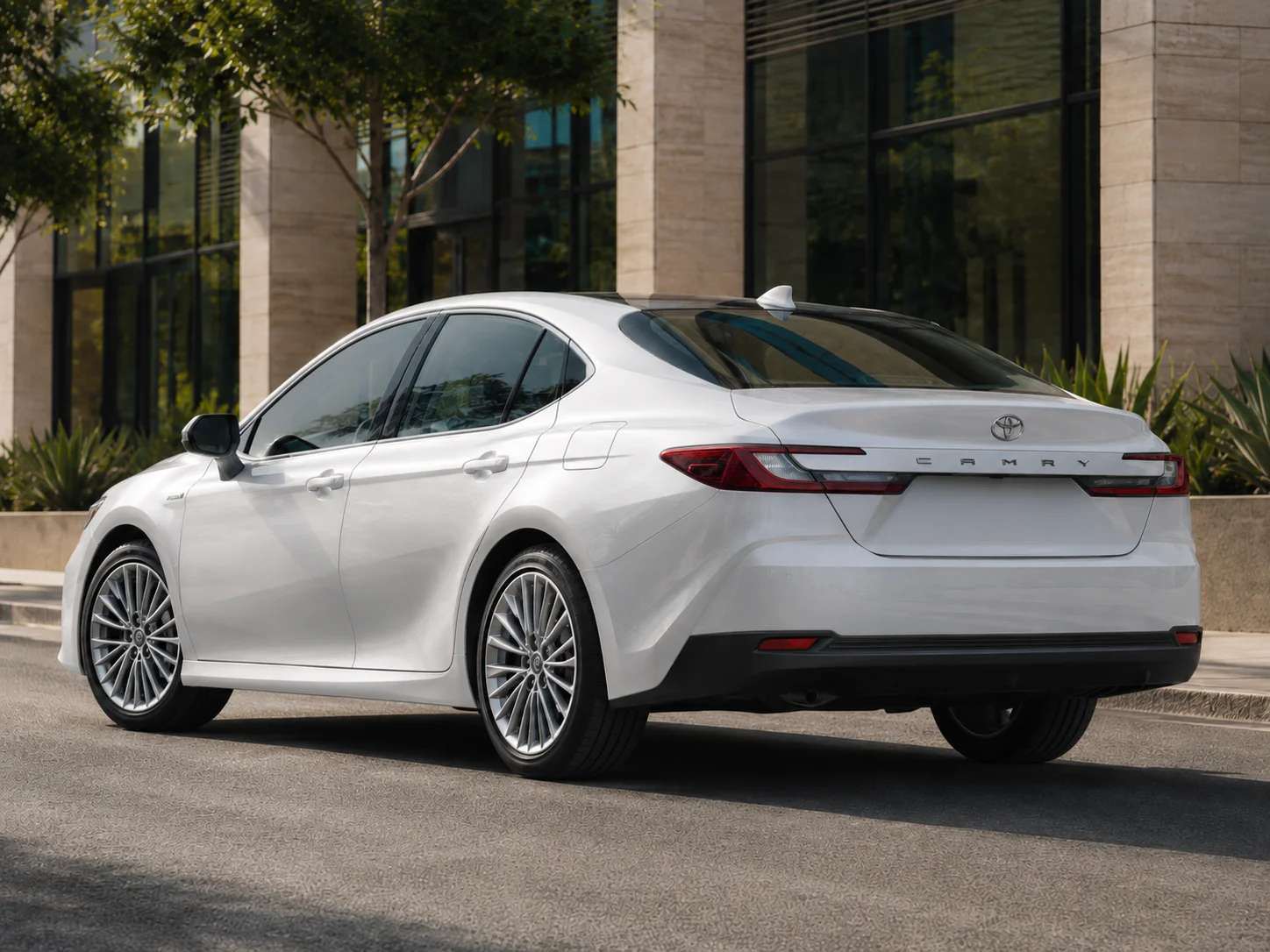 Toyota Camry Hybrid 2026